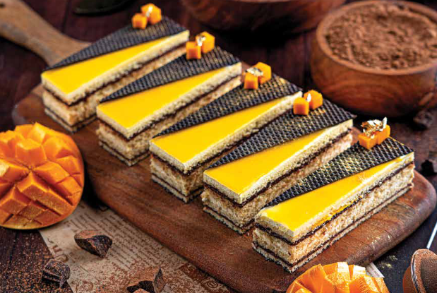 Aamrakhand Slice